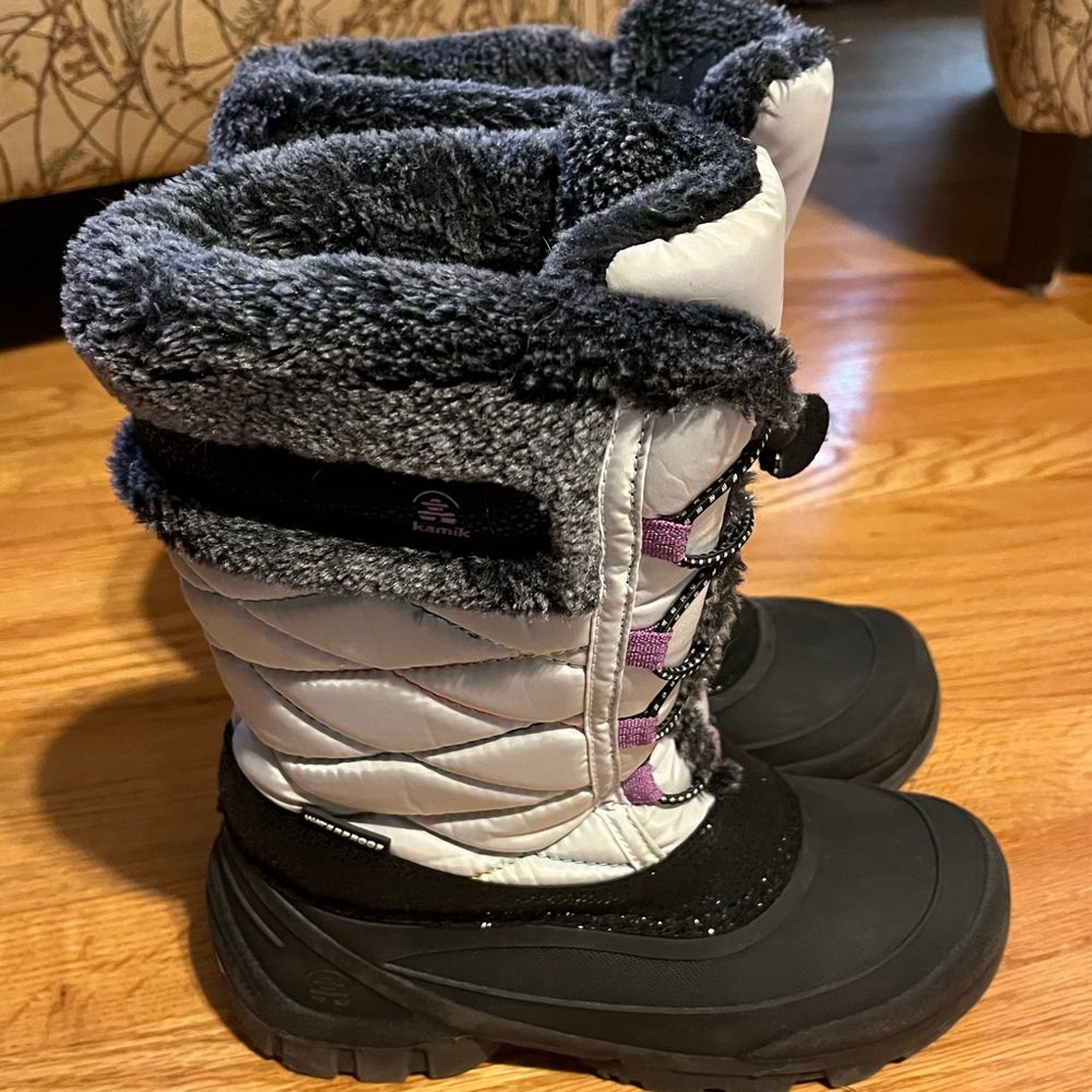 Kamik Black and White Snow Boots with Purple Detail